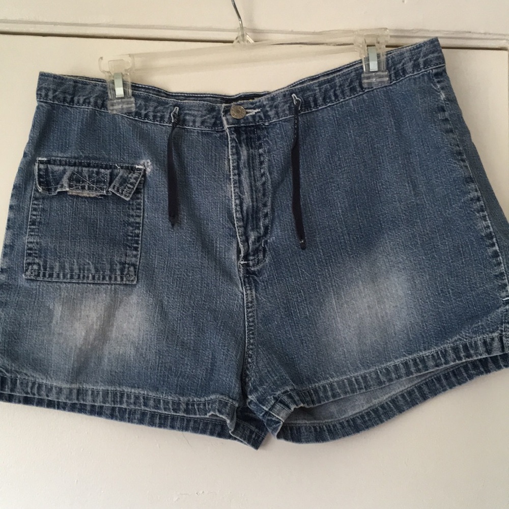 Vintage denim Guess shorts